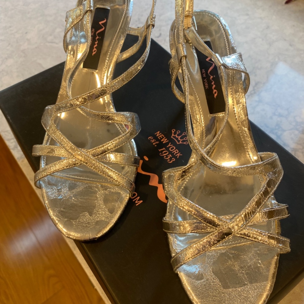 Silver Sandles